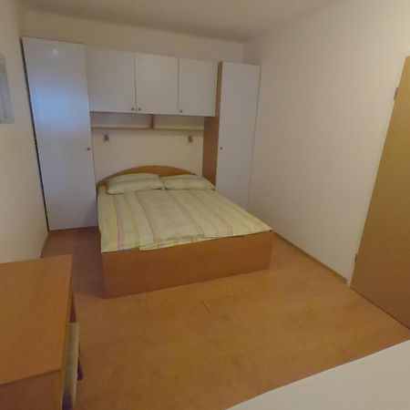 Apartments With A Parking Space Makarska - 6696 Rom bilde